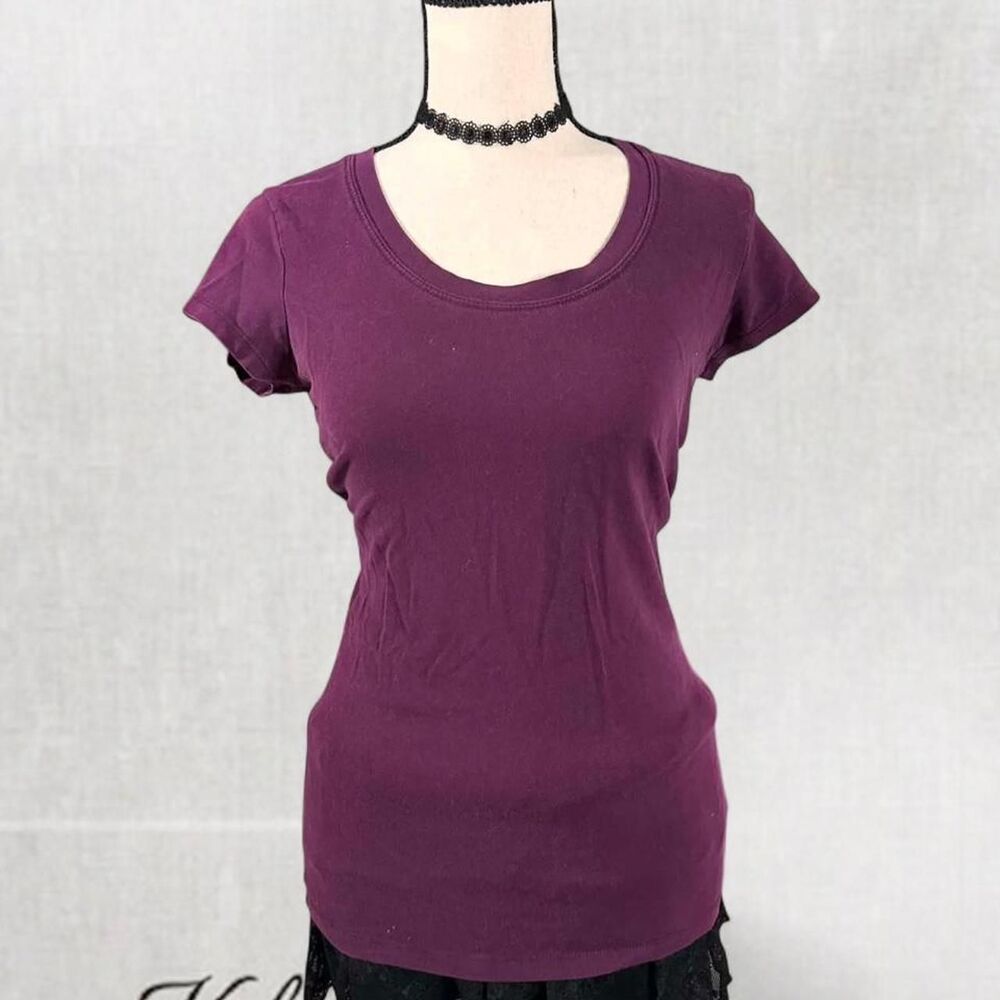 Goth style Wet Seal short sleeve purple baby tee